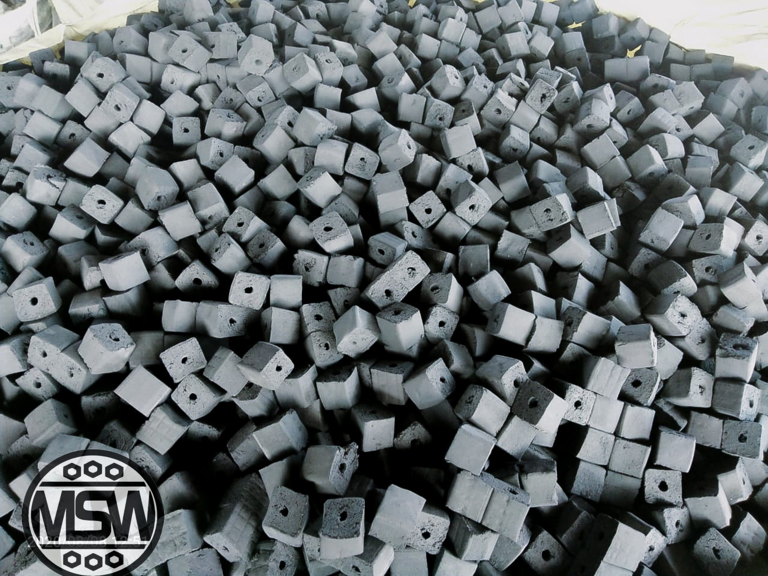 {"data":{"pictureId":"7bdb6dbb23614b579a172652313474db","appversion":"0.0.1","stickerId":"","filterId":"","infoStickerId":"","imageEffectId":"","playId":"","activityName":"","os":"android","product":"lv","exportType":"image_export","editType":"image_edit","alias":""},"source_type":"vicut","tiktok_developers_3p_anchor_params":"{"source_type":"vicut","client_key":"aw889s25wozf8s7e","picture_template_id":"","capability_name":"retouch_edit_tool"}"}