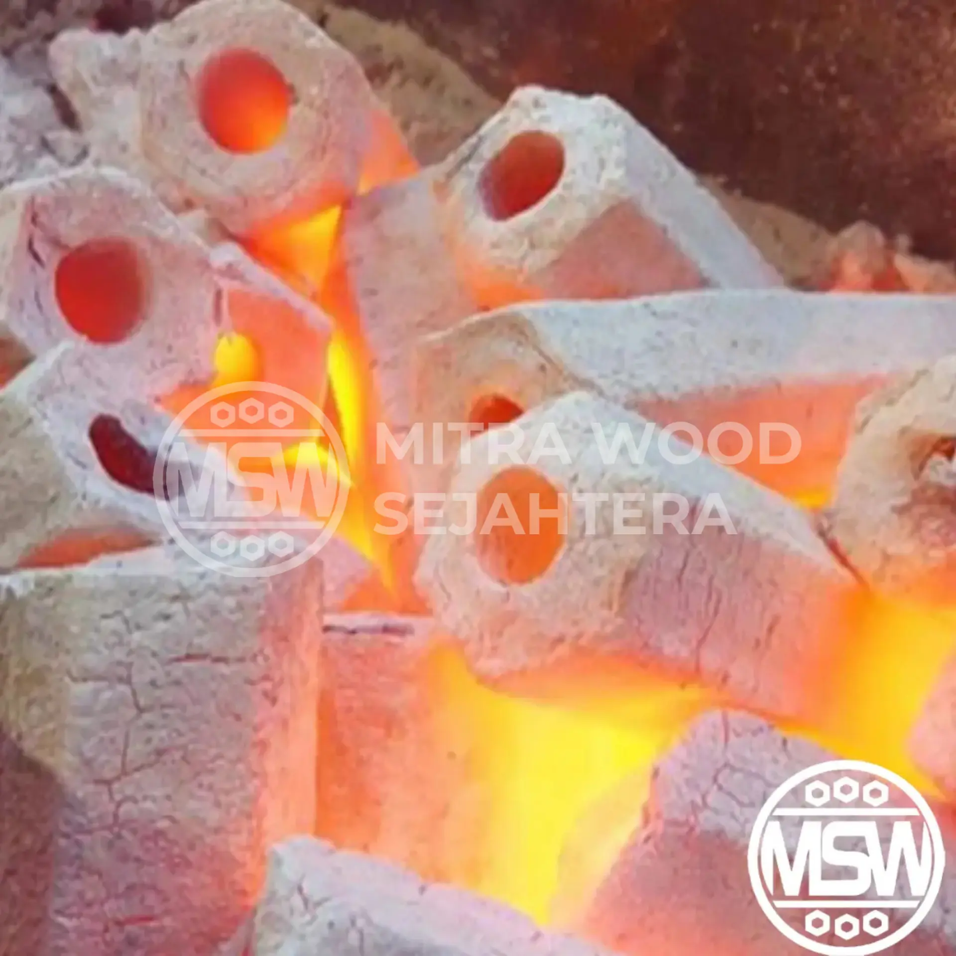 SAWDUST-BRIQUETTES-CHARCOAL-2