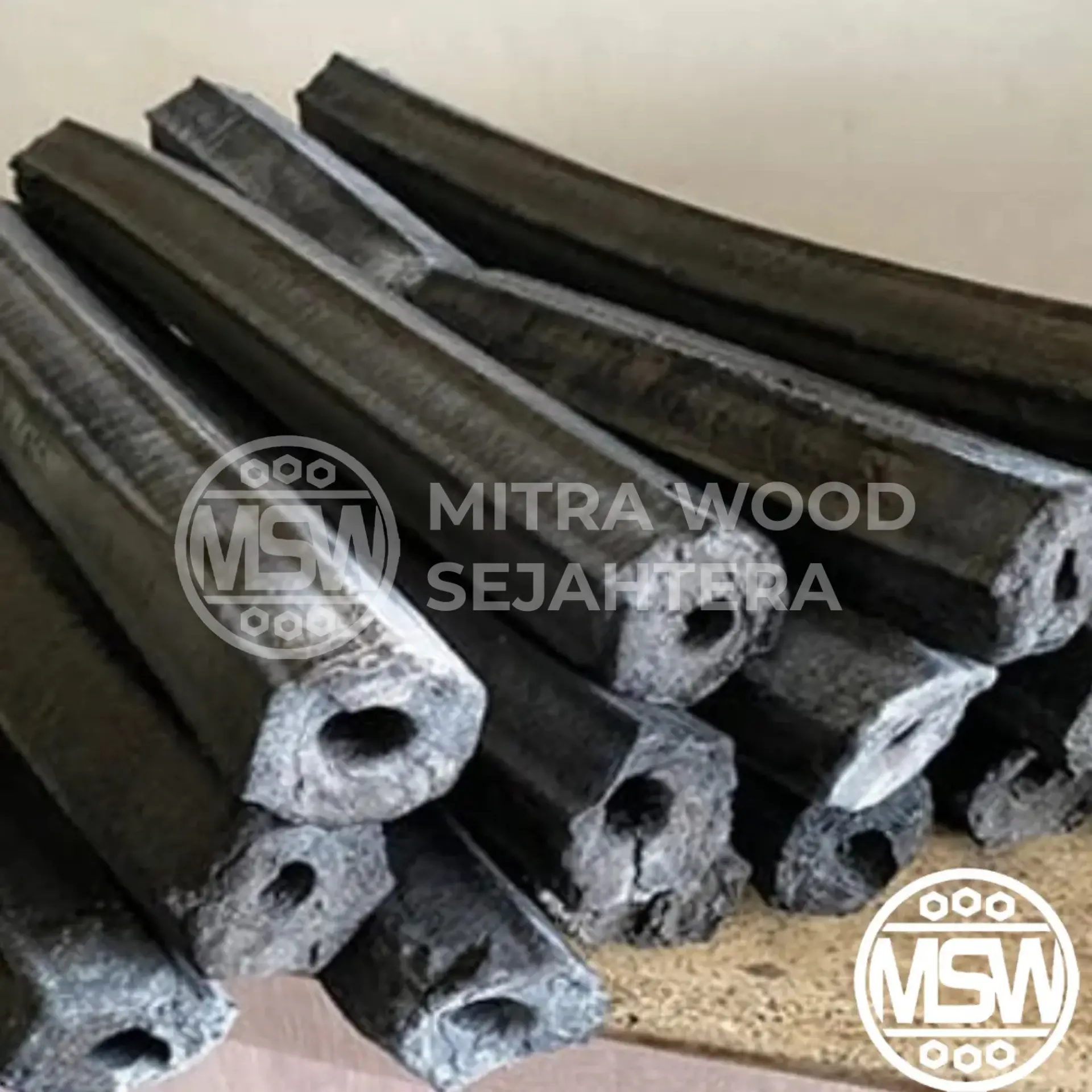 SAWDUST-BRIQUETTES-CHARCOAL-3
